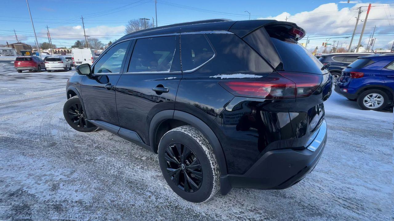 2023 Nissan Rogue SV Midnight Edition AWD, MOONROOF, HEATED LEATHER SEATS, MOONROOF, SIRIUS XM, REMOTE START, POWER LIFTGATE, BACK UP CAM! Photo