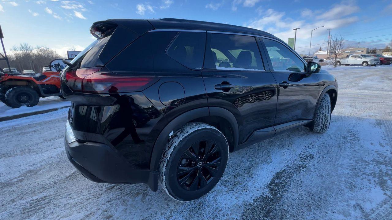 2023 Nissan Rogue SV Midnight Edition AWD, MOONROOF, HEATED LEATHER SEATS, MOONROOF, SIRIUS XM, REMOTE START, POWER LIFTGATE, BACK UP CAM! Photo