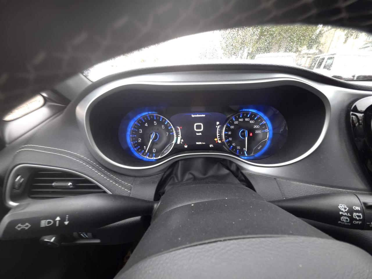 2021 Chrysler Pacifica Touring L AWD "S" APEARENCE PACKAGE Photo