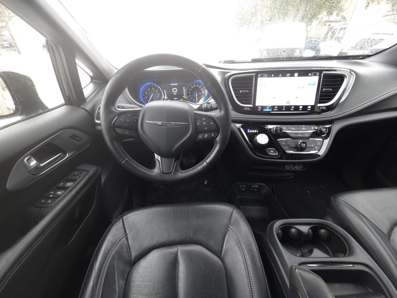 2021 Chrysler Pacifica Touring L AWD "S" APEARENCE PACKAGE Photo