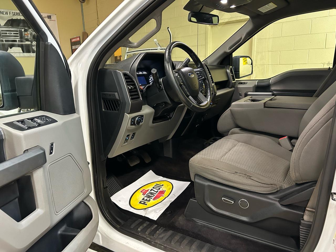 2017 Ford F-150 XLT - Photo #7