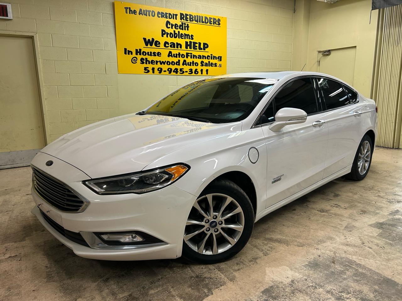 2018 Ford Fusion Energi Titanium - Photo #2