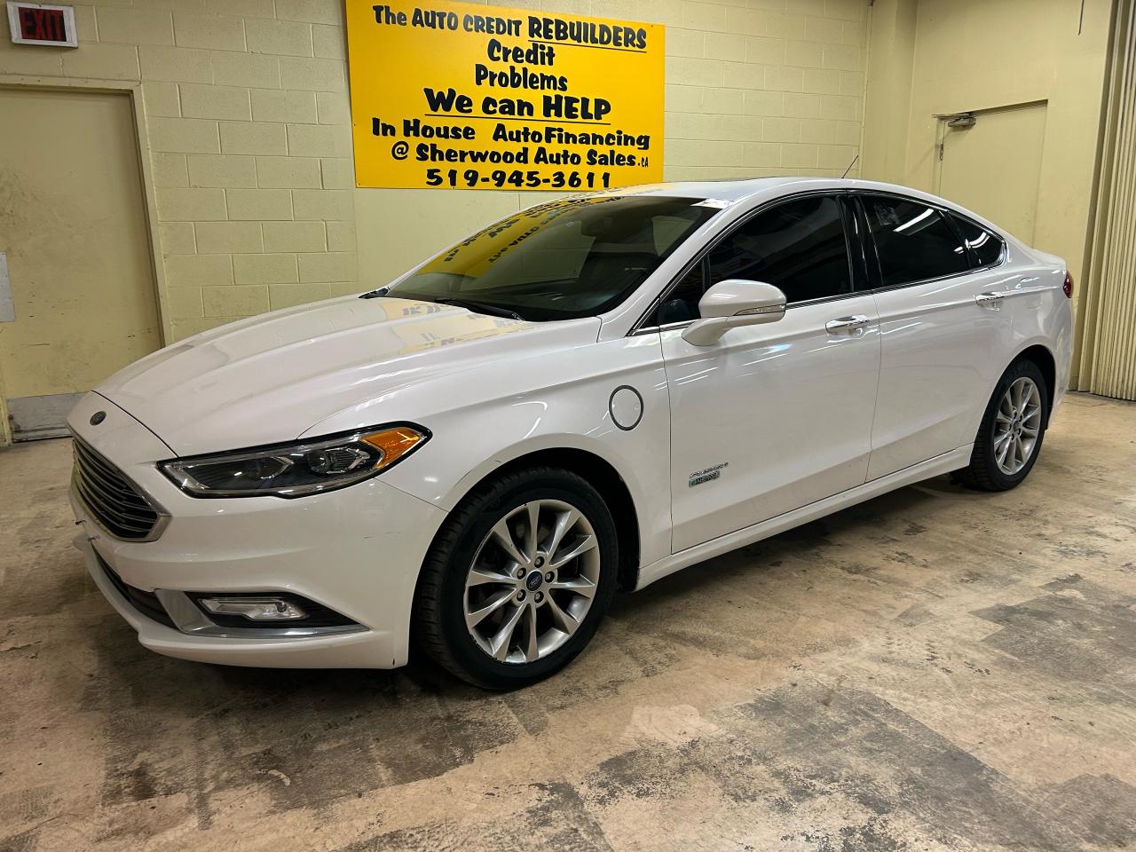 2018 Ford Fusion Energi Titanium - Photo #3