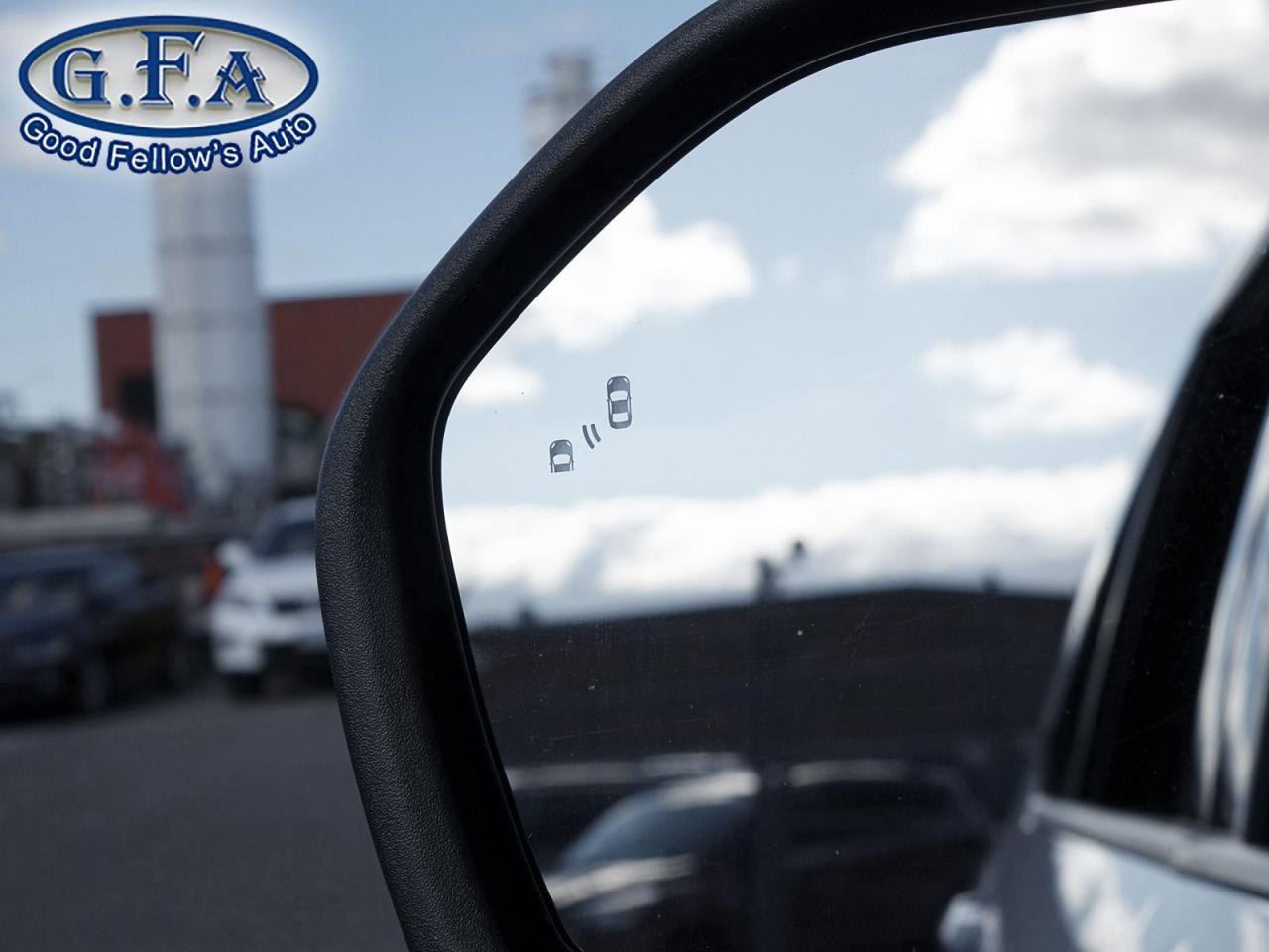 2023 Ford Explorer XLT MODEL, AWD, 7 PASSENGER, LEATHER SEATS, PANORA - Photo #23