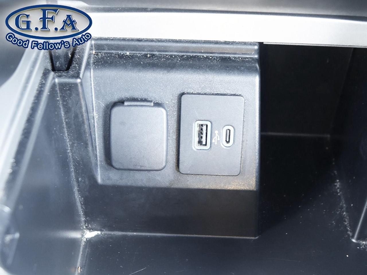 2023 Ford Explorer XLT MODEL, AWD, 7 PASSENGER, LEATHER SEATS, PANORA - Photo #19