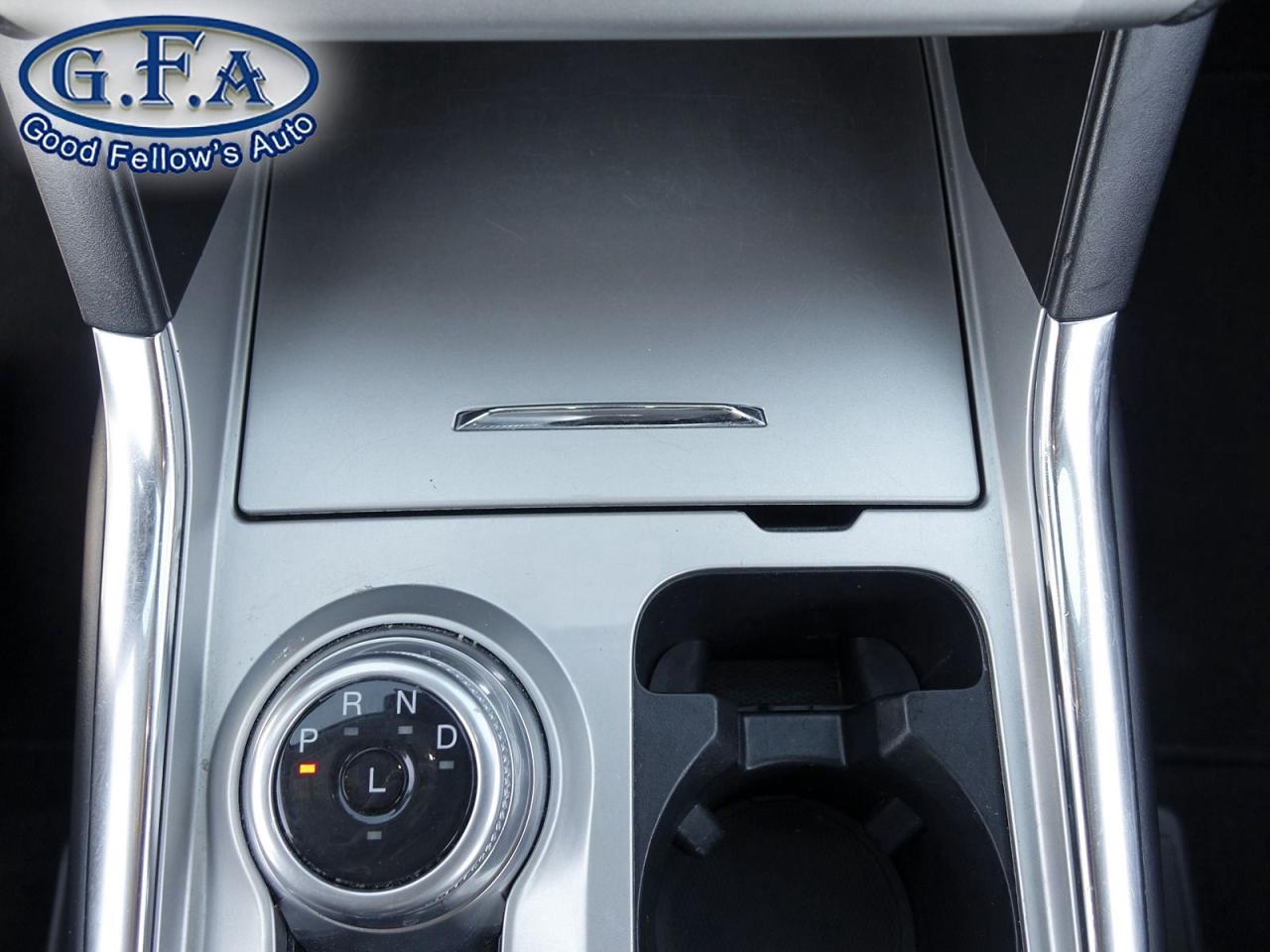 2023 Ford Explorer XLT MODEL, AWD, 7 PASSENGER, LEATHER SEATS, PANORA - Photo #17