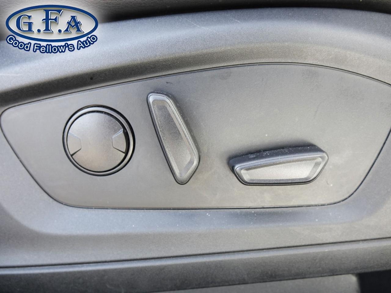 2023 Ford Explorer XLT MODEL, AWD, 7 PASSENGER, LEATHER SEATS, PANORA - Photo #13