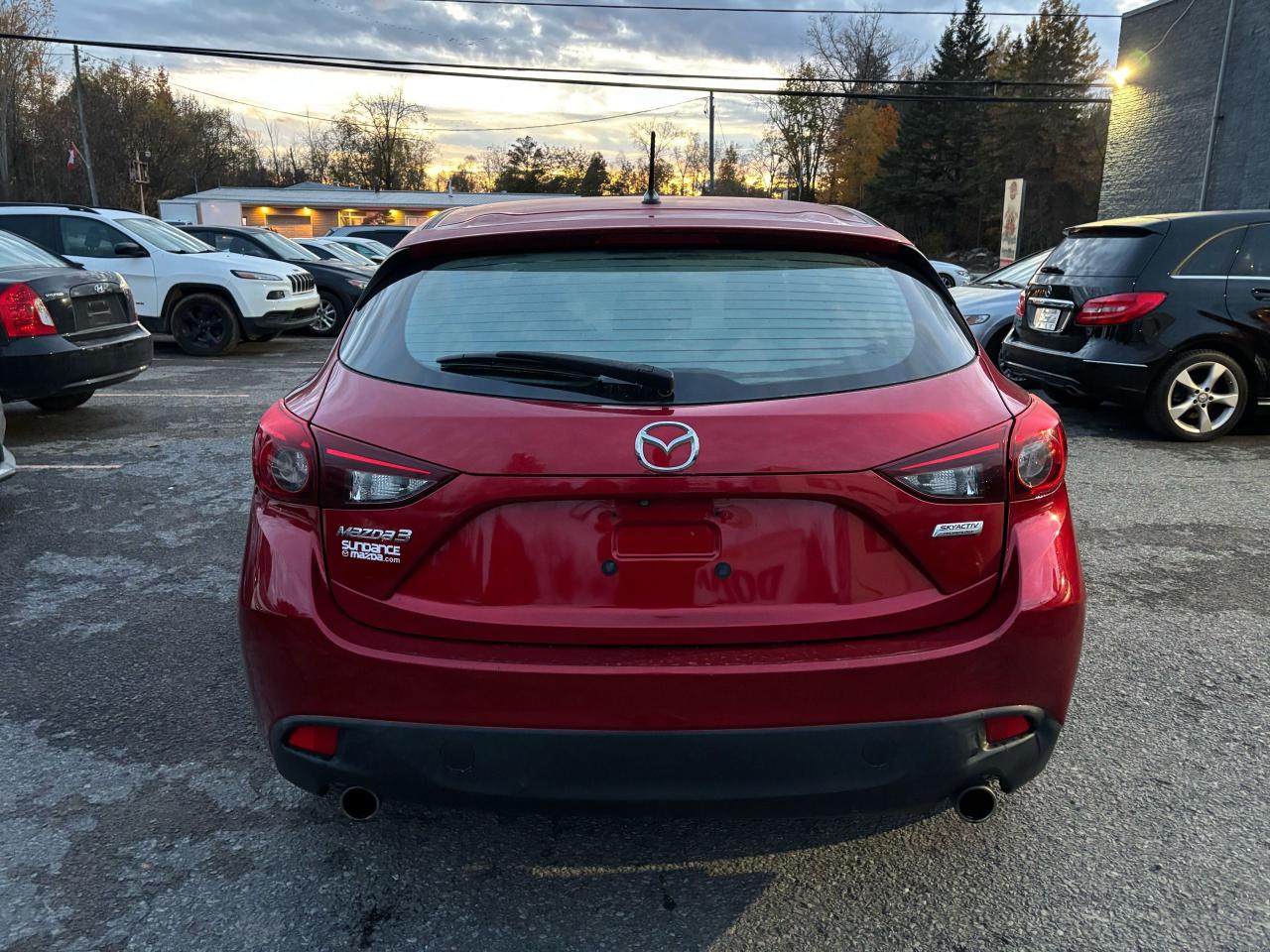 2015 Mazda MAZDA3 GS - Photo #5