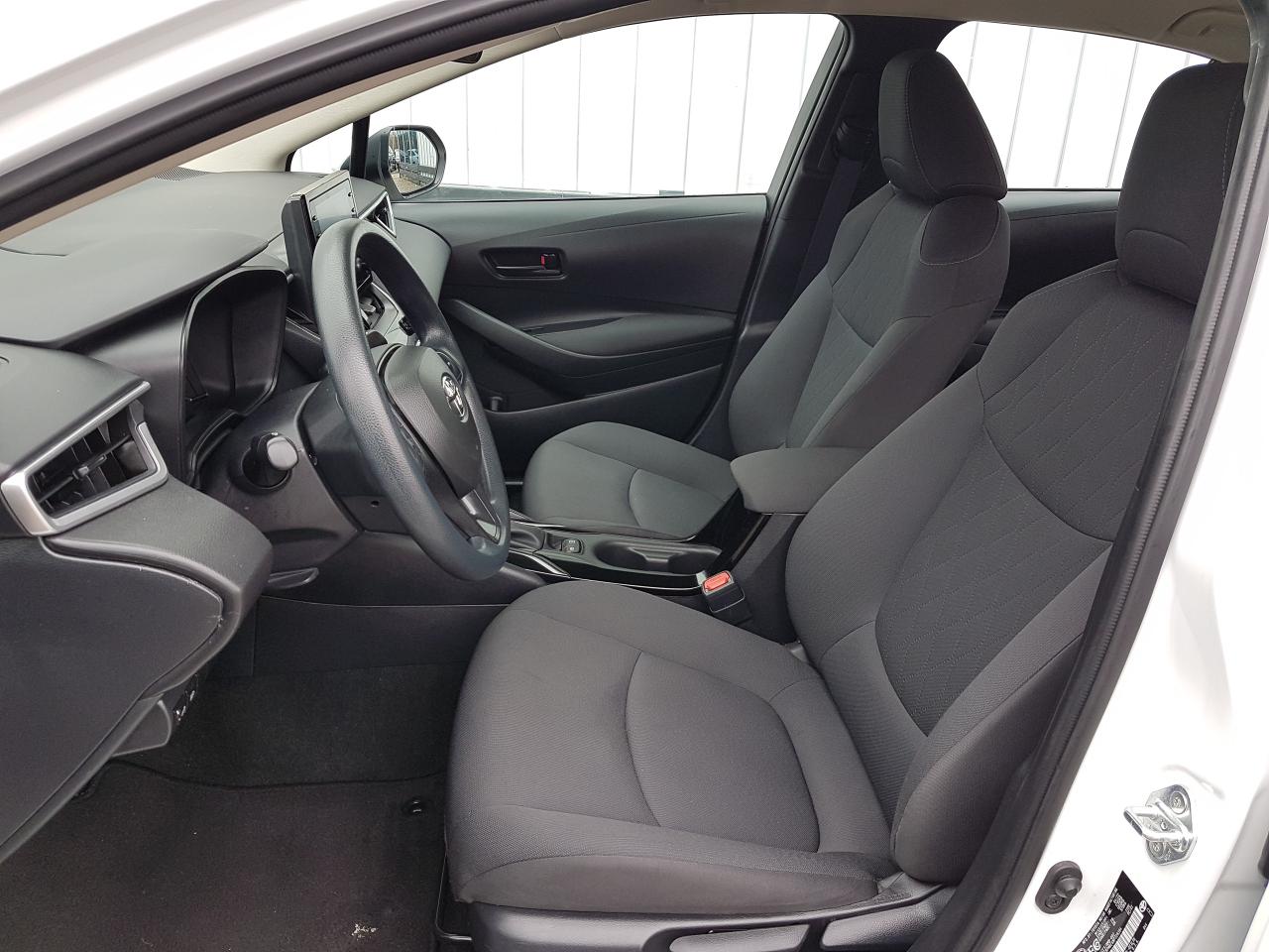 2020 Toyota Corolla LE *HEATED SEATS* Photo