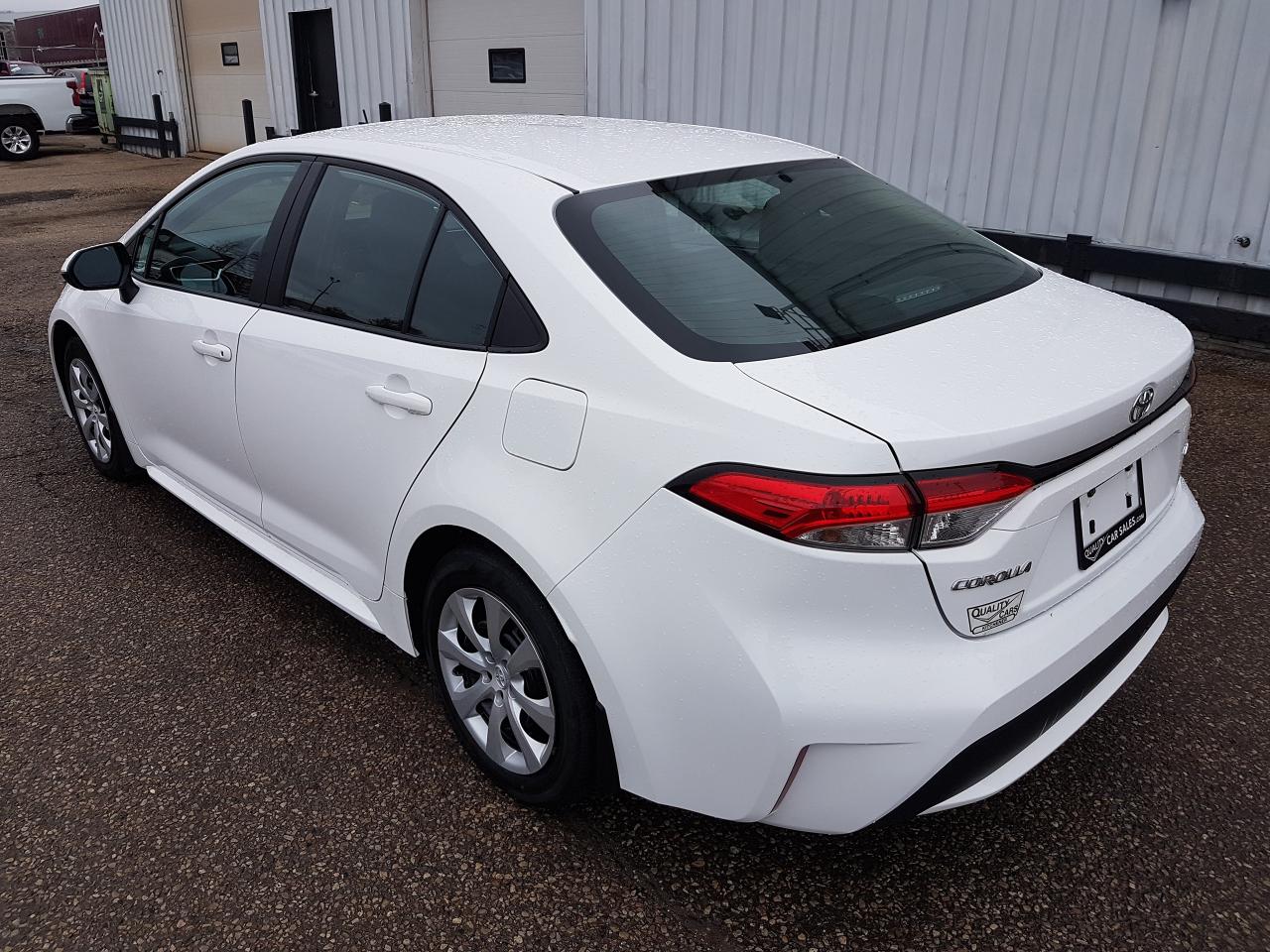 2020 Toyota Corolla LE *HEATED SEATS* Photo