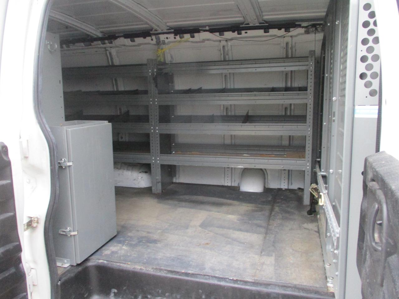 2013 Chevrolet Express Cargo Van RWD 2500 135" - Photo #8