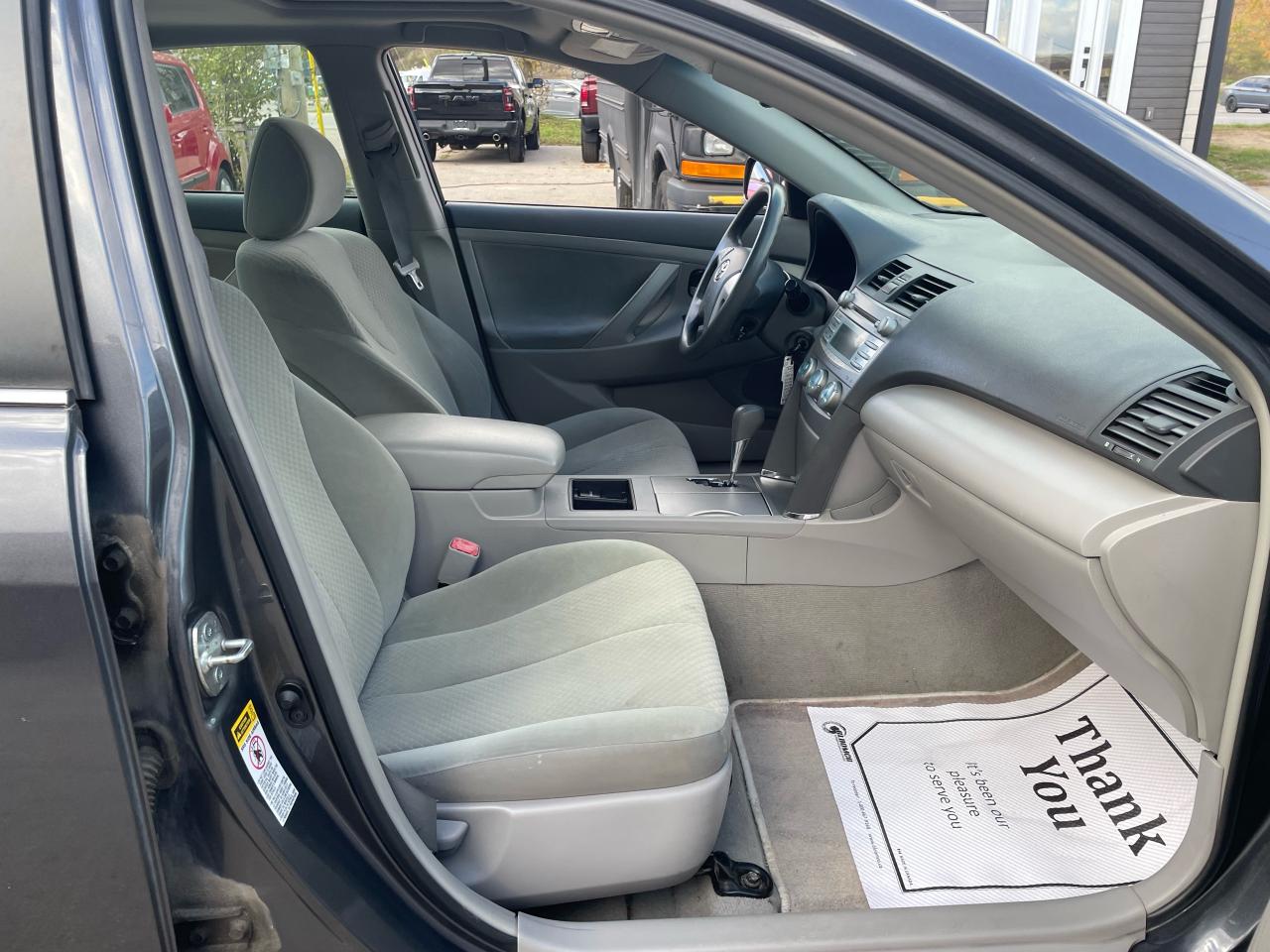 2007 Toyota Camry LE Photo13