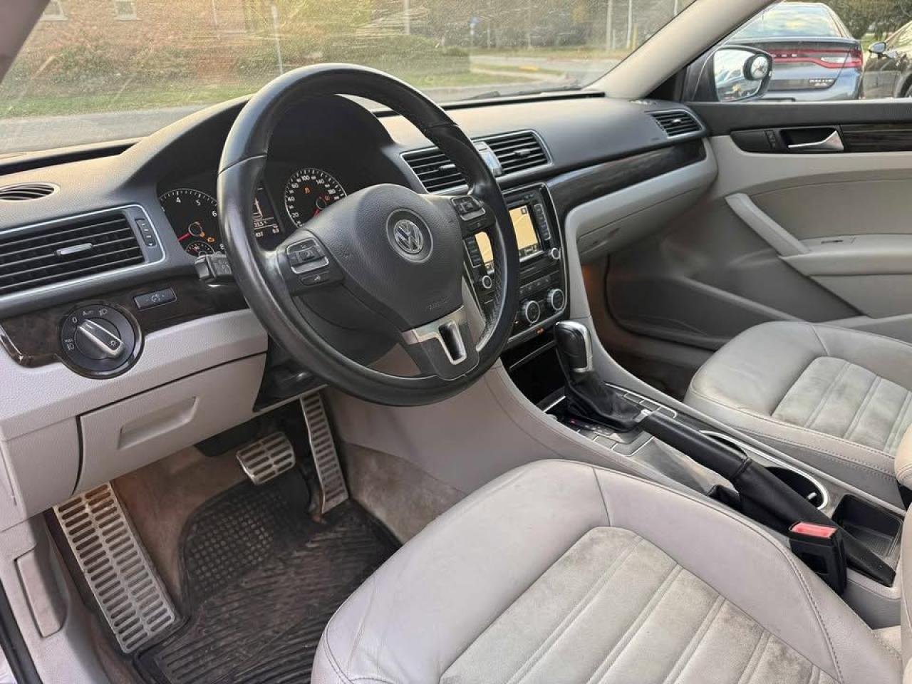 2015 Volkswagen Passat HIGHLINE - Photo #15