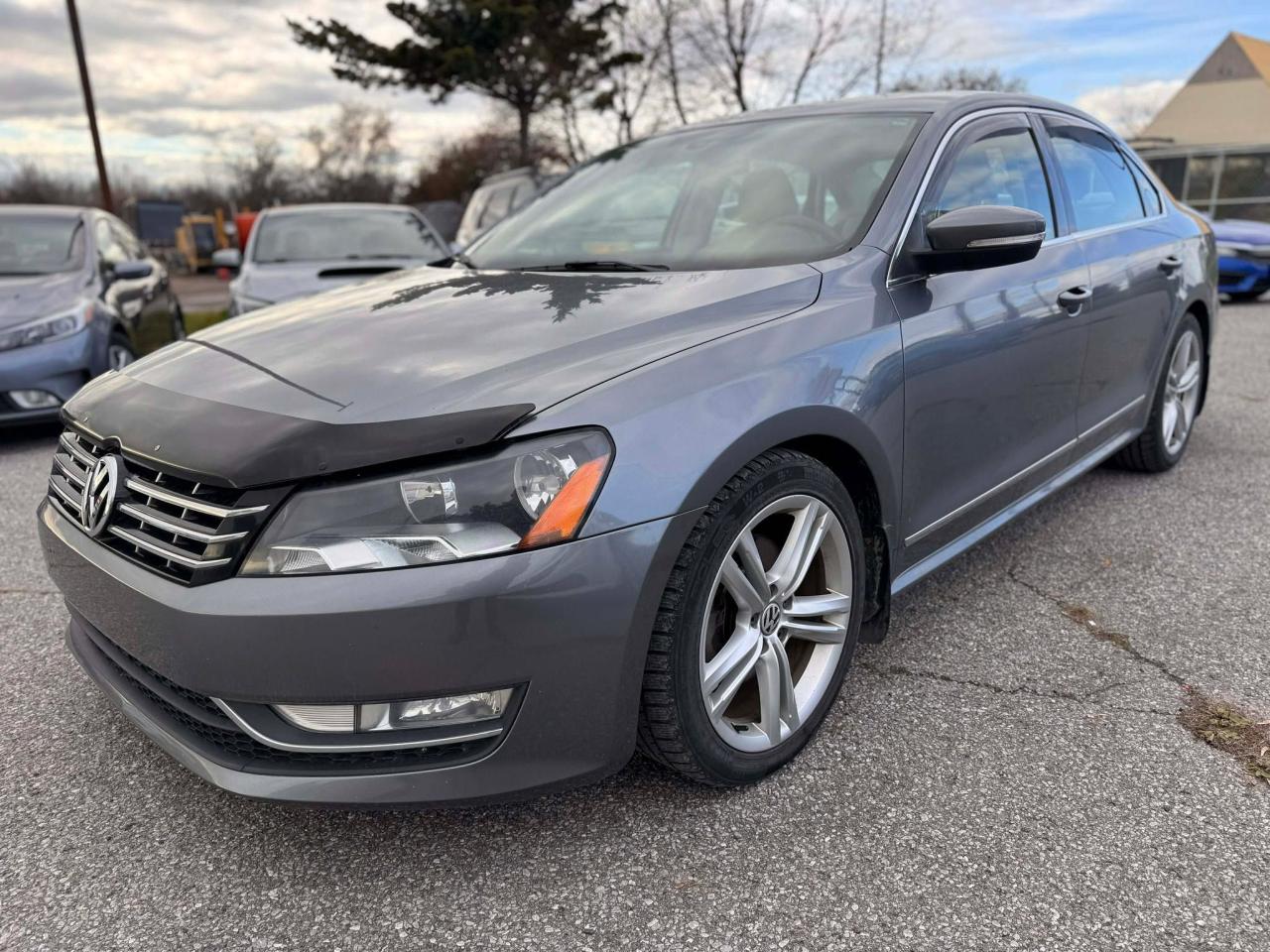 2015 Volkswagen Passat HIGHLINE Photo2
