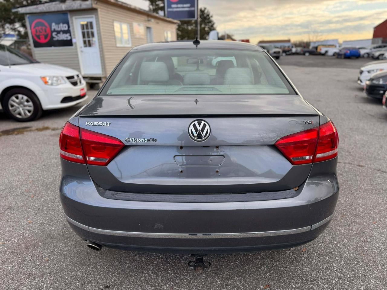 2015 Volkswagen Passat HIGHLINE Photo