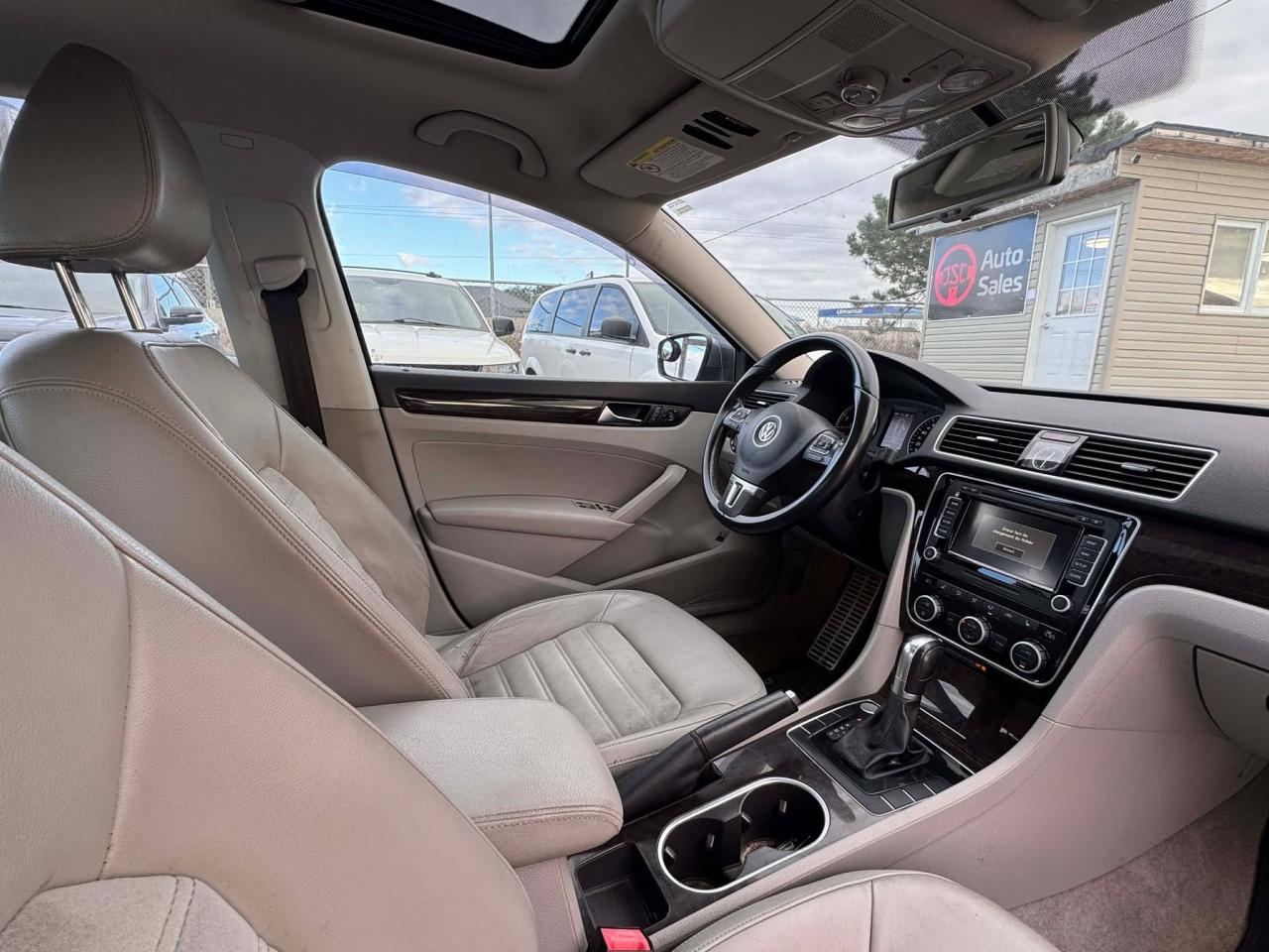 2015 Volkswagen Passat HIGHLINE Photo