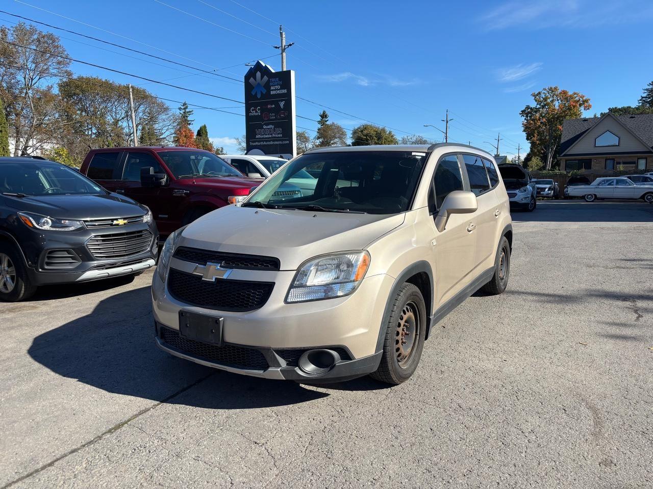 2012 Chevrolet Orlando 1LT - Photo #4