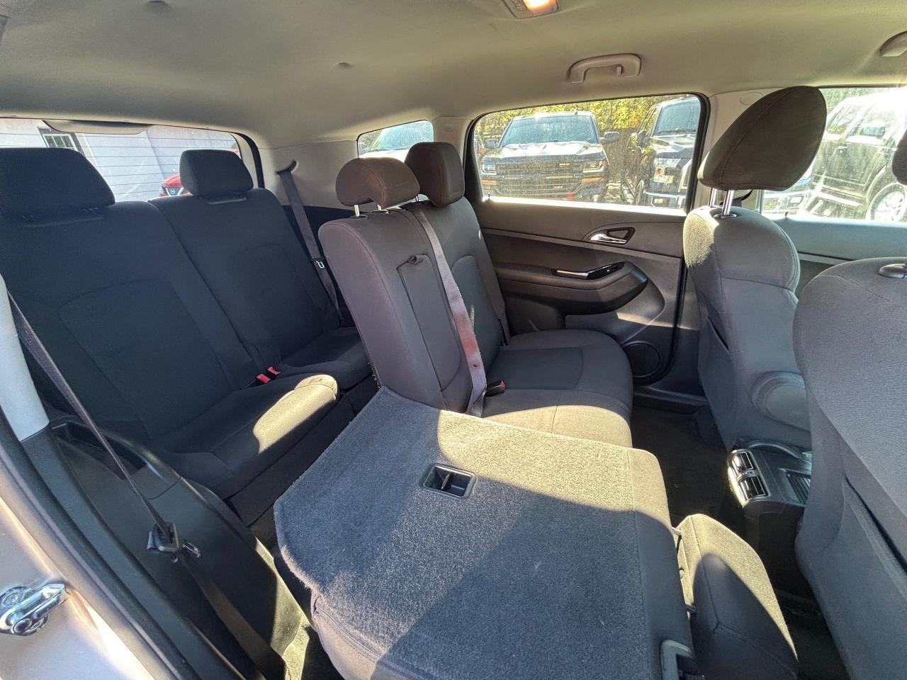 2012 Chevrolet Orlando 1LT - Photo #10