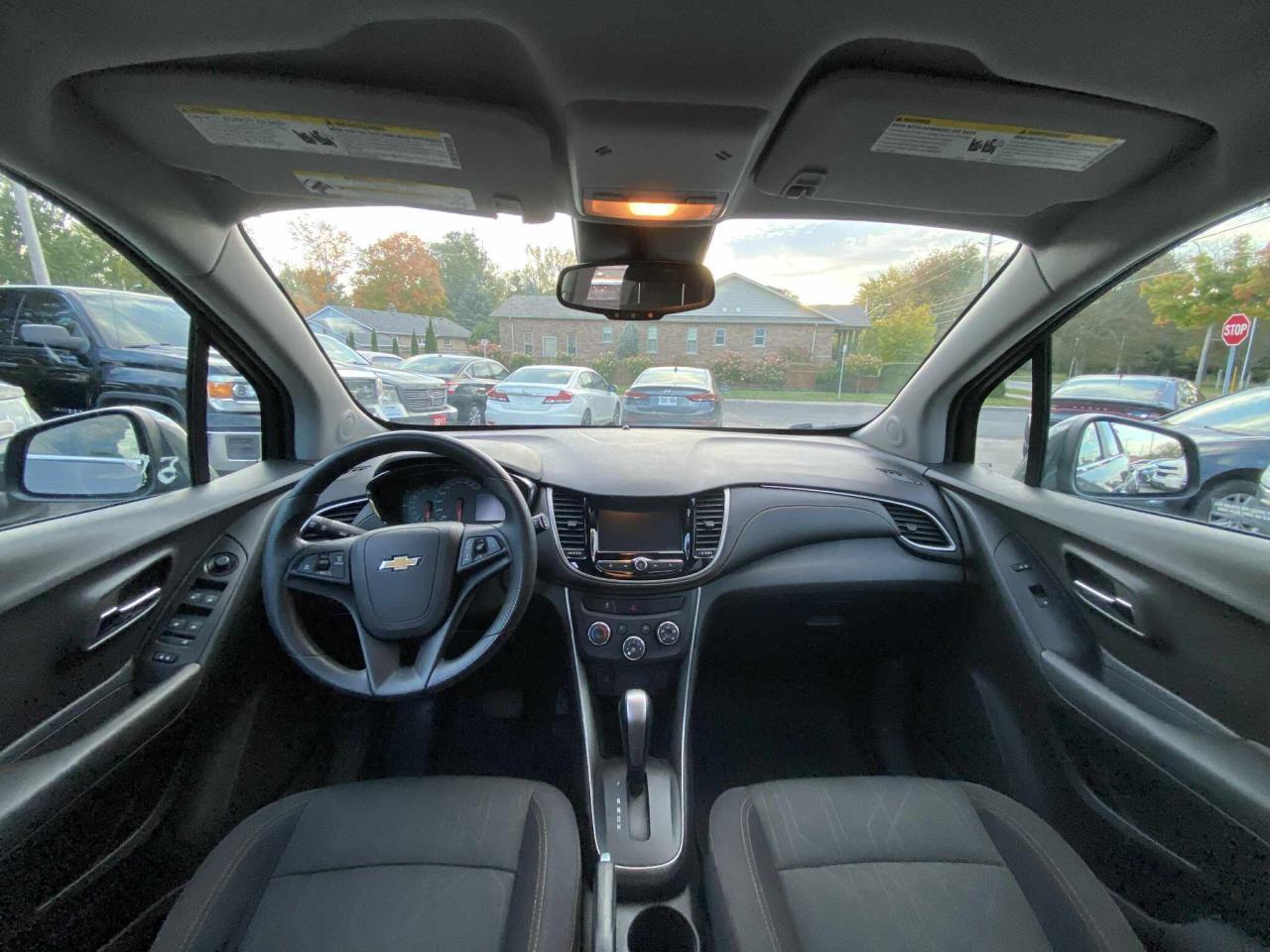 2017 Chevrolet Trax AWD 4dr LT - Photo #8