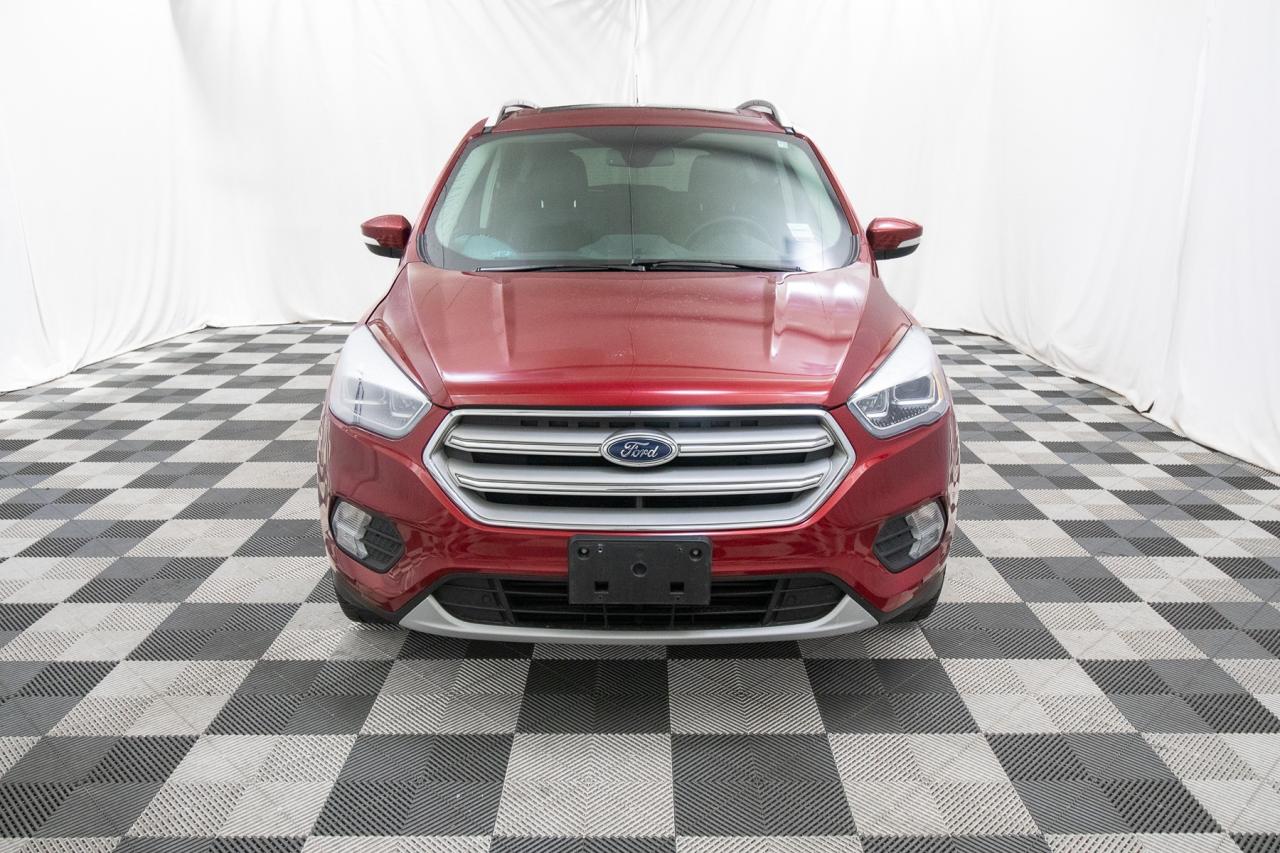 2018 Ford Escape Titanium 4WD Photo3