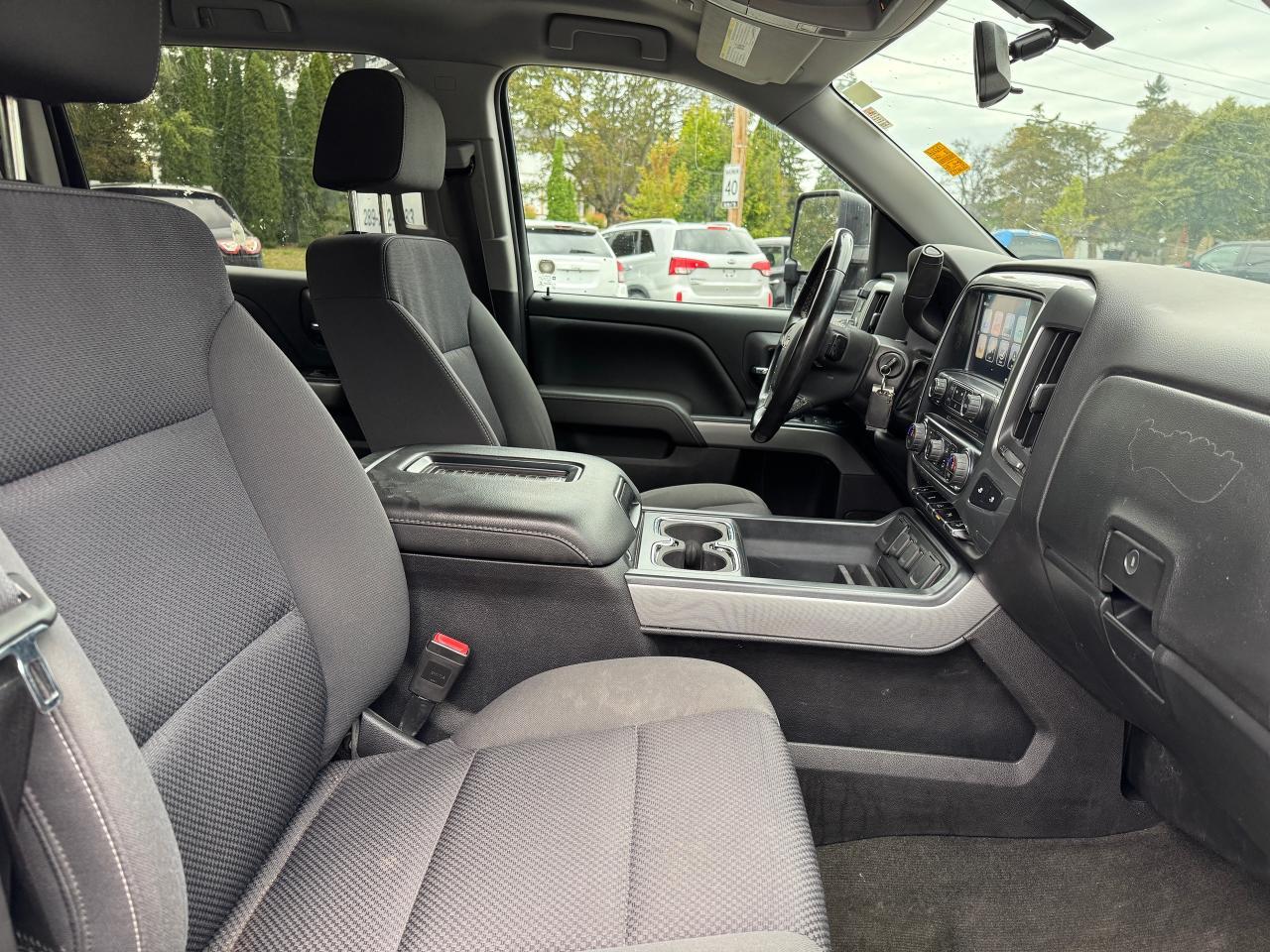 2018 Chevrolet Silverado 1500 LT - Photo #9