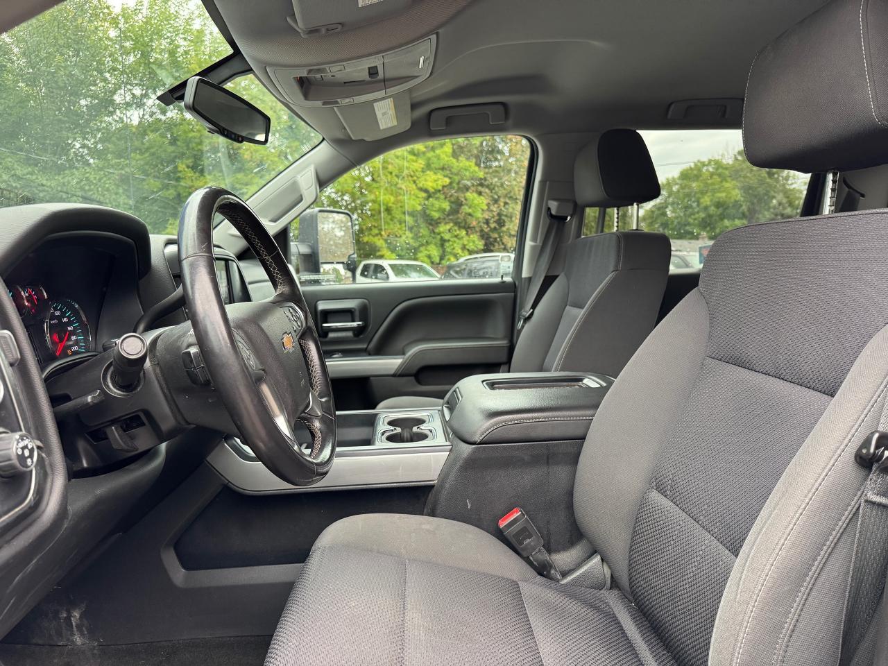 2018 Chevrolet Silverado 1500 LT - Photo #12