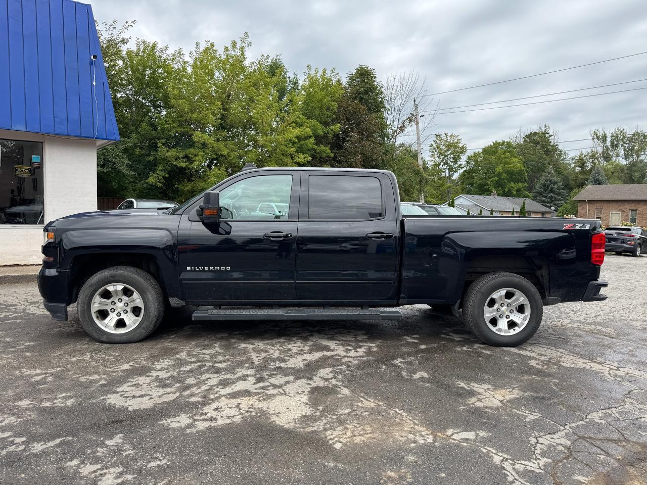 2018 Chevrolet Silverado 1500 LT - Photo #4