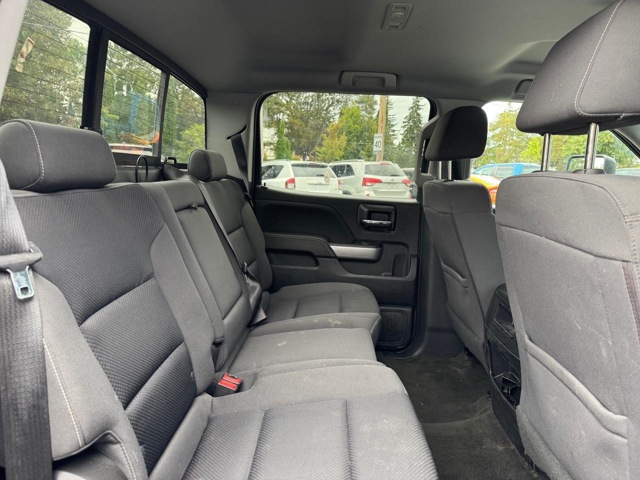 2018 Chevrolet Silverado 1500 LT - Photo #10