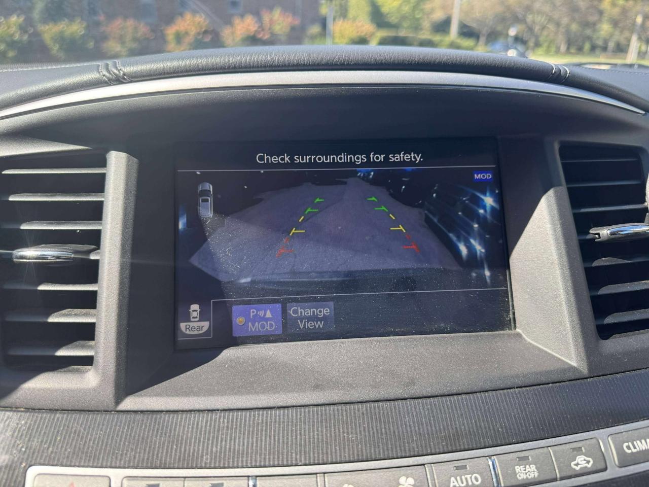 2017 Infiniti QX60  - Photo #15