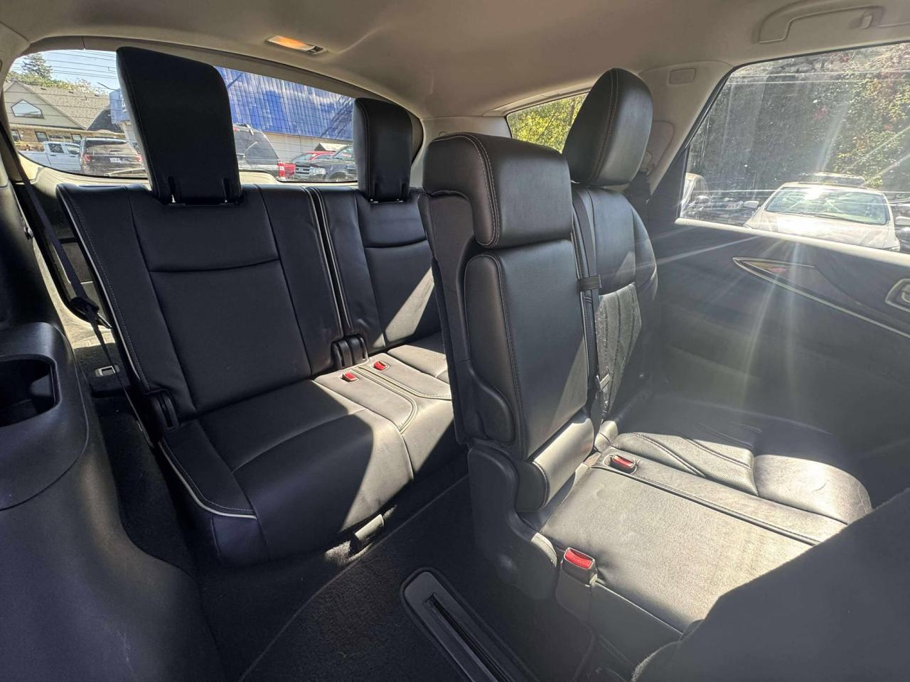 2017 Infiniti QX60  - Photo #17