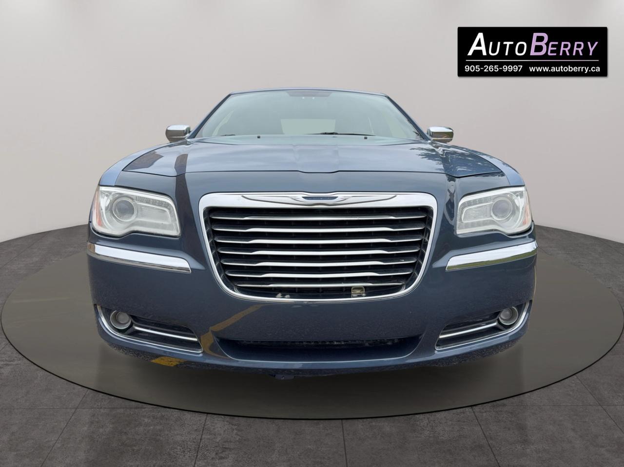 2011 Chrysler 300 4dr Sdn Limited RWD Photo