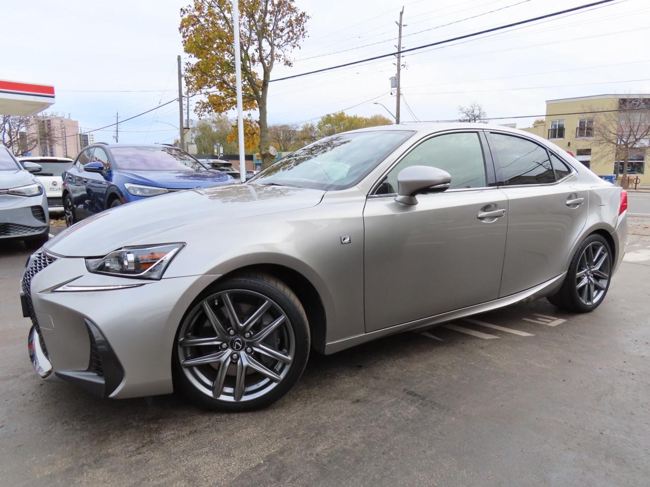 2017 Lexus IS 350 IS 350 AWD - F SPORT - NAVI - LEATHER - SUNROOF !!! Photo3