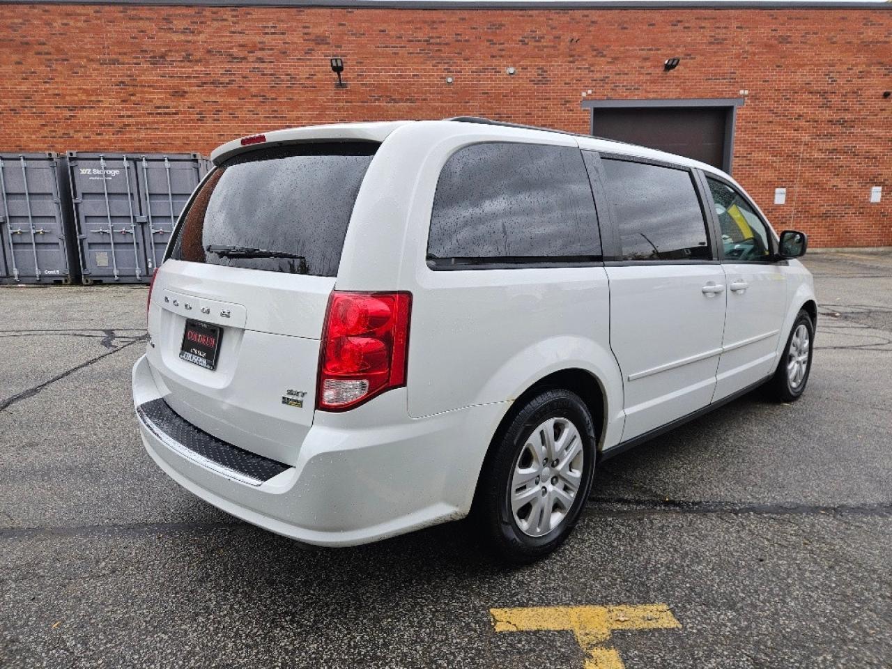2014 Dodge Grand Caravan SE-FULL STOW AND GO-REAR POWER WINDOWS Photo