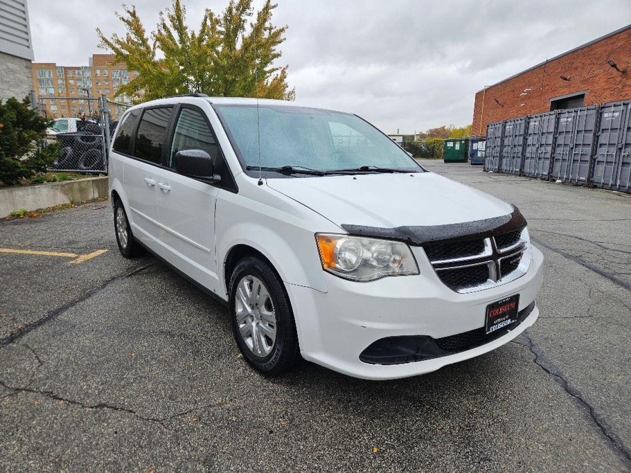 2014 Dodge Grand Caravan SE-FULL STOW AND GO-REAR POWER WINDOWS Photo