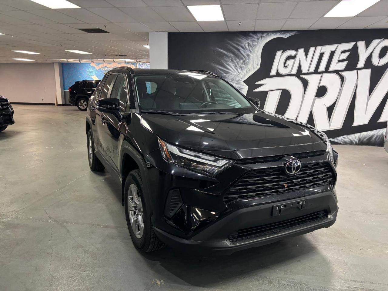Used 2022 Toyota RAV4 XLE AWD for sale in Mississauga, ON