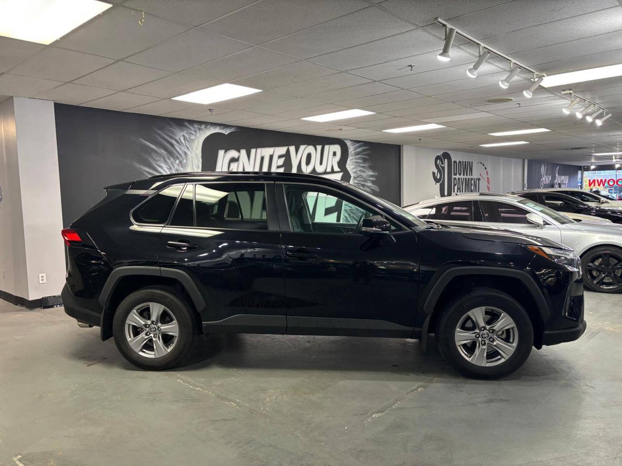 2022 Toyota RAV4 XLE AWD REBUILT 16 SERVICE RECORDS Photo