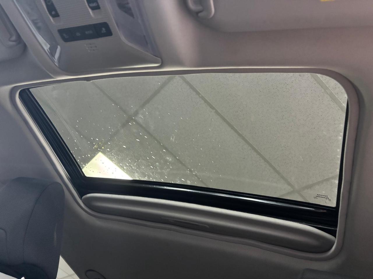 2022 Toyota RAV4 XLE AWD REBUILT 16 SERVICE RECORDS Photo