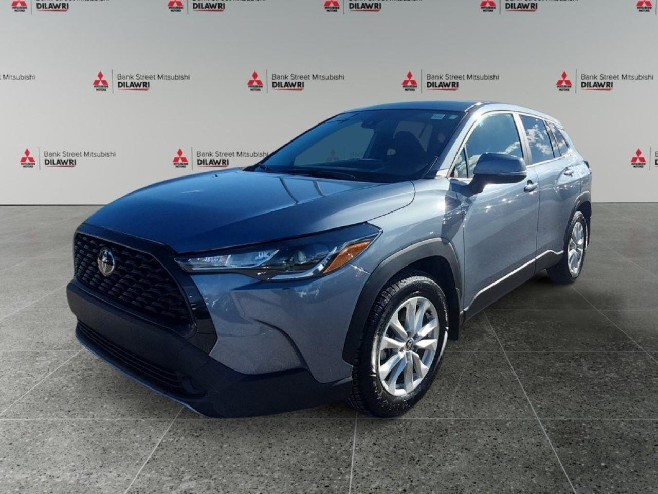 Used 2022 Toyota Corolla Cross LE AWD for sale in Gloucester, ON