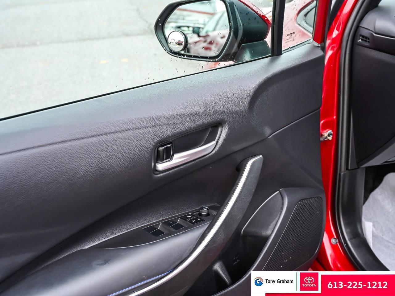 2022 Toyota Corolla SE Upgrade Package Photo