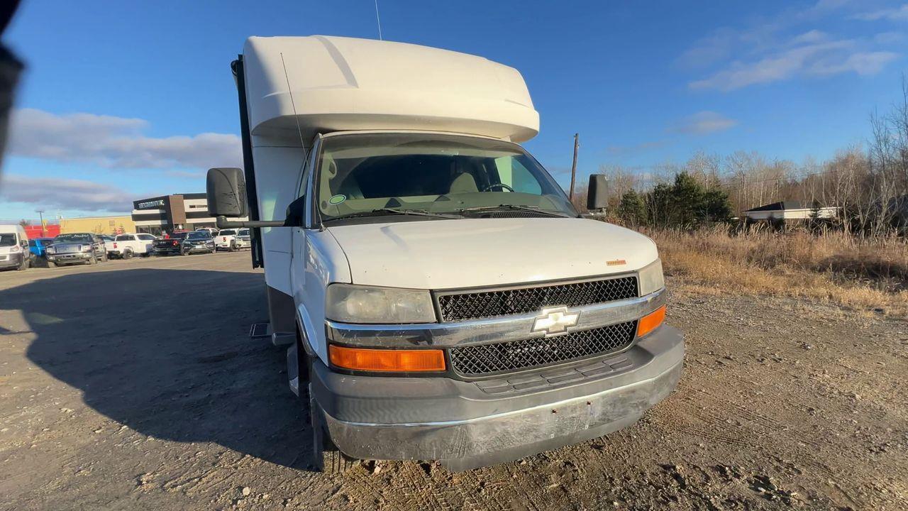 2009 Chevrolet Express A/C, MOTORHOME, CRUISE CONTROL, BACK UP CAMERA!! Photo2