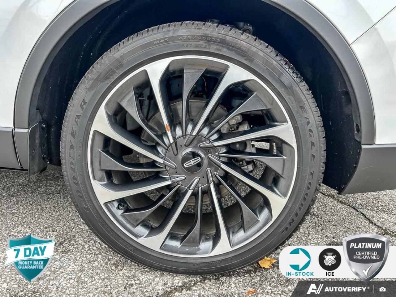 2025 Lincoln Aviator Reserve 200A | ACCIDENT FREE | 1 OWNER | BOUGHT/SVC'D HERE Photo