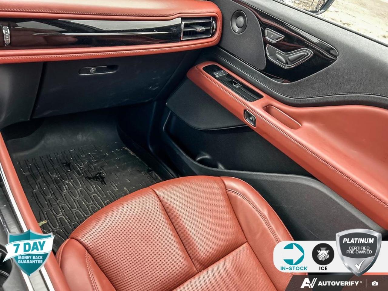 2025 Lincoln Aviator Reserve 200A | ACCIDENT FREE | 1 OWNER | BOUGHT/SVC'D HERE Photo