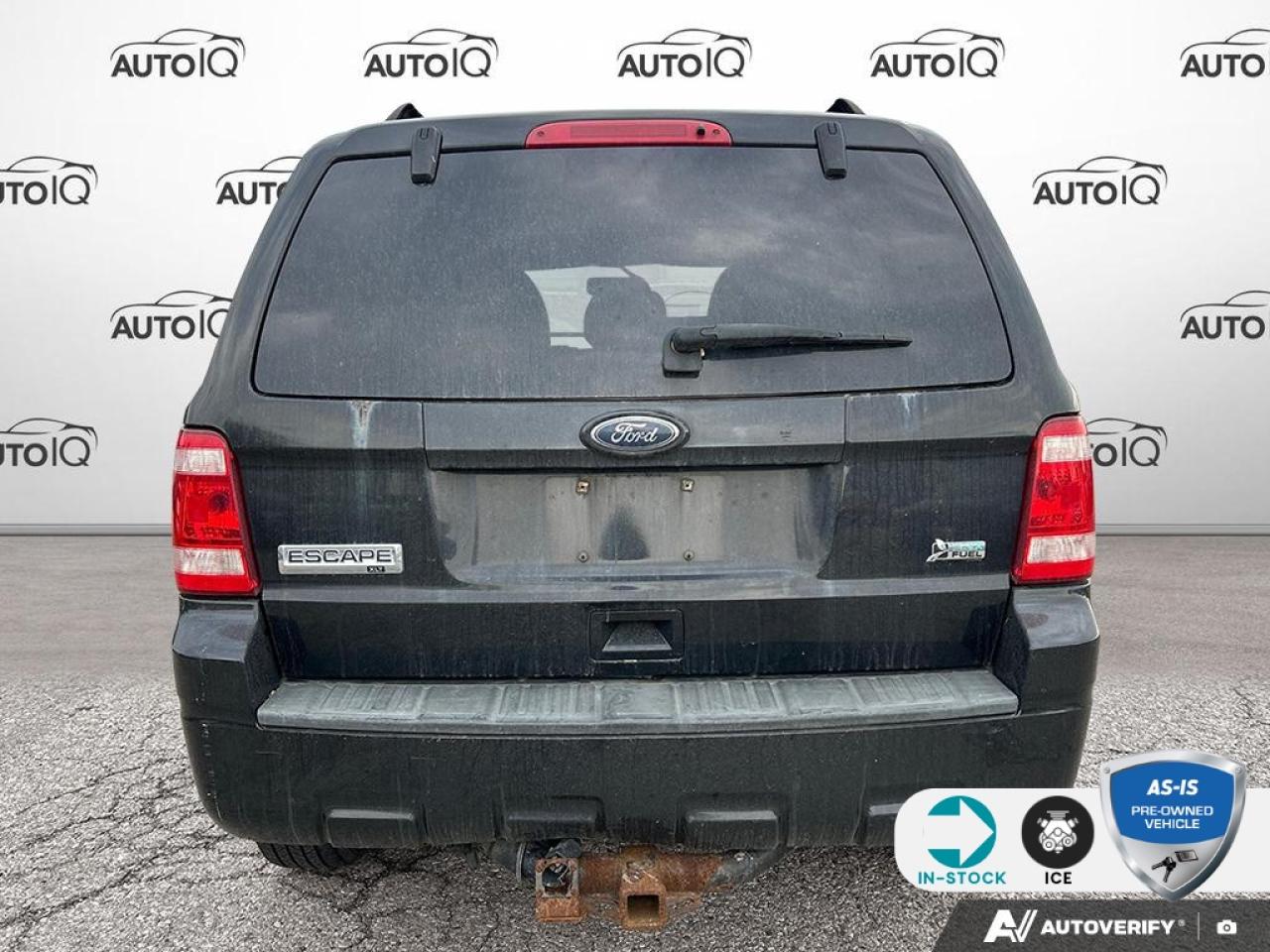 2011 Ford Escape XLT Automatic 310A | CONVENIENCE PKG | MOONROOF | CANAIDAN WINTE Photo4