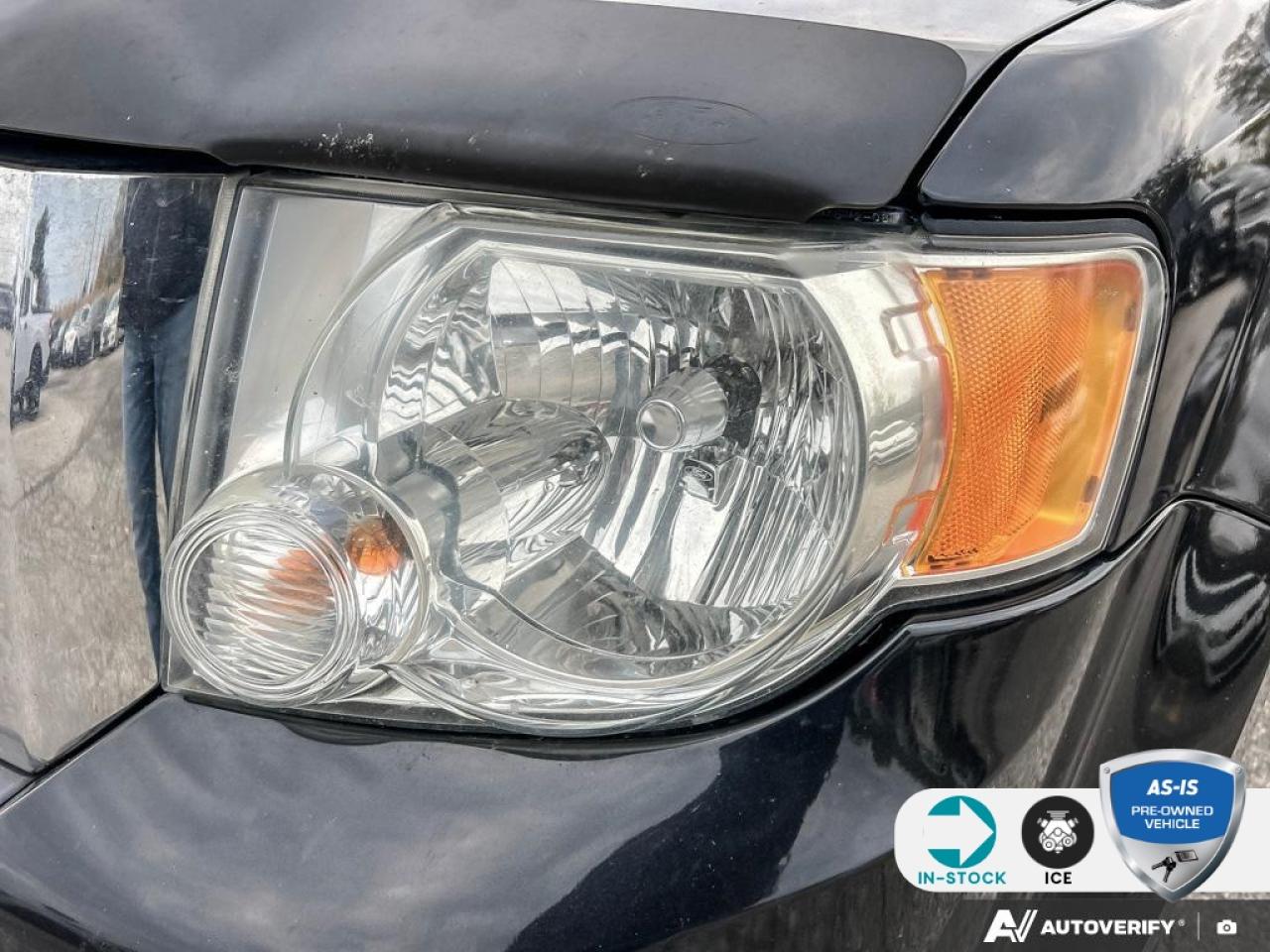 2011 Ford Escape XLT Automatic 310A | CONVENIENCE PKG | MOONROOF | CANAIDAN WINTE Photo