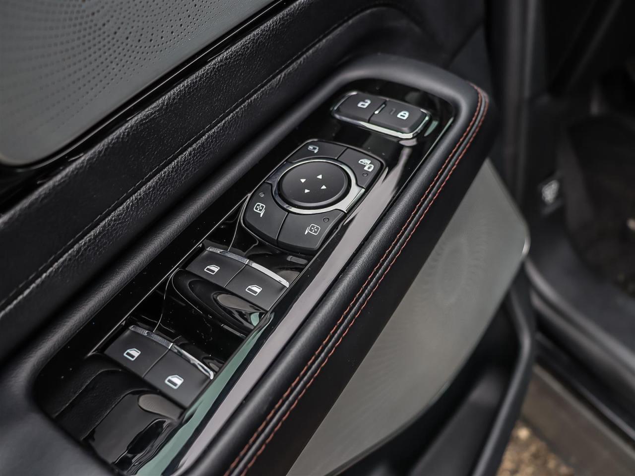 2022 Lincoln Aviator Monochromatic Pkg. | Reserve Pkg. | Roof | V6 | Apple Car Play | Photo