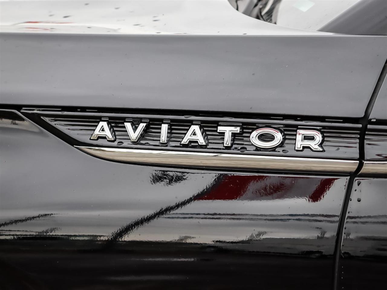 2022 Lincoln Aviator Monochromatic Pkg. | Reserve Pkg. | Roof | V6 | Apple Car Play | Photo