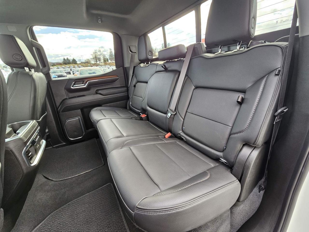 2024 GMC Sierra 1500 Denali Reserve | Sunroof | Tech Pkg | 22" Wheels Photo