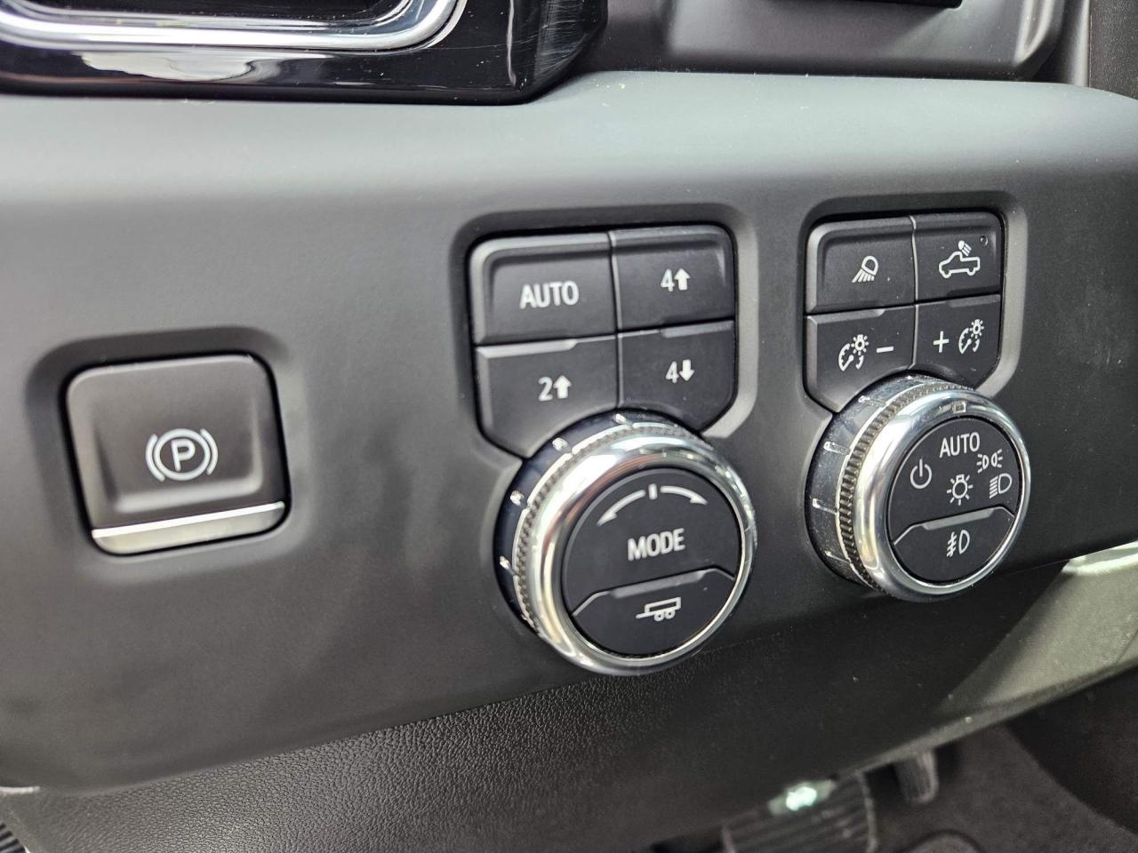 2024 GMC Sierra 1500 Denali Reserve | Sunroof | Tech Pkg | 22" Wheels Photo