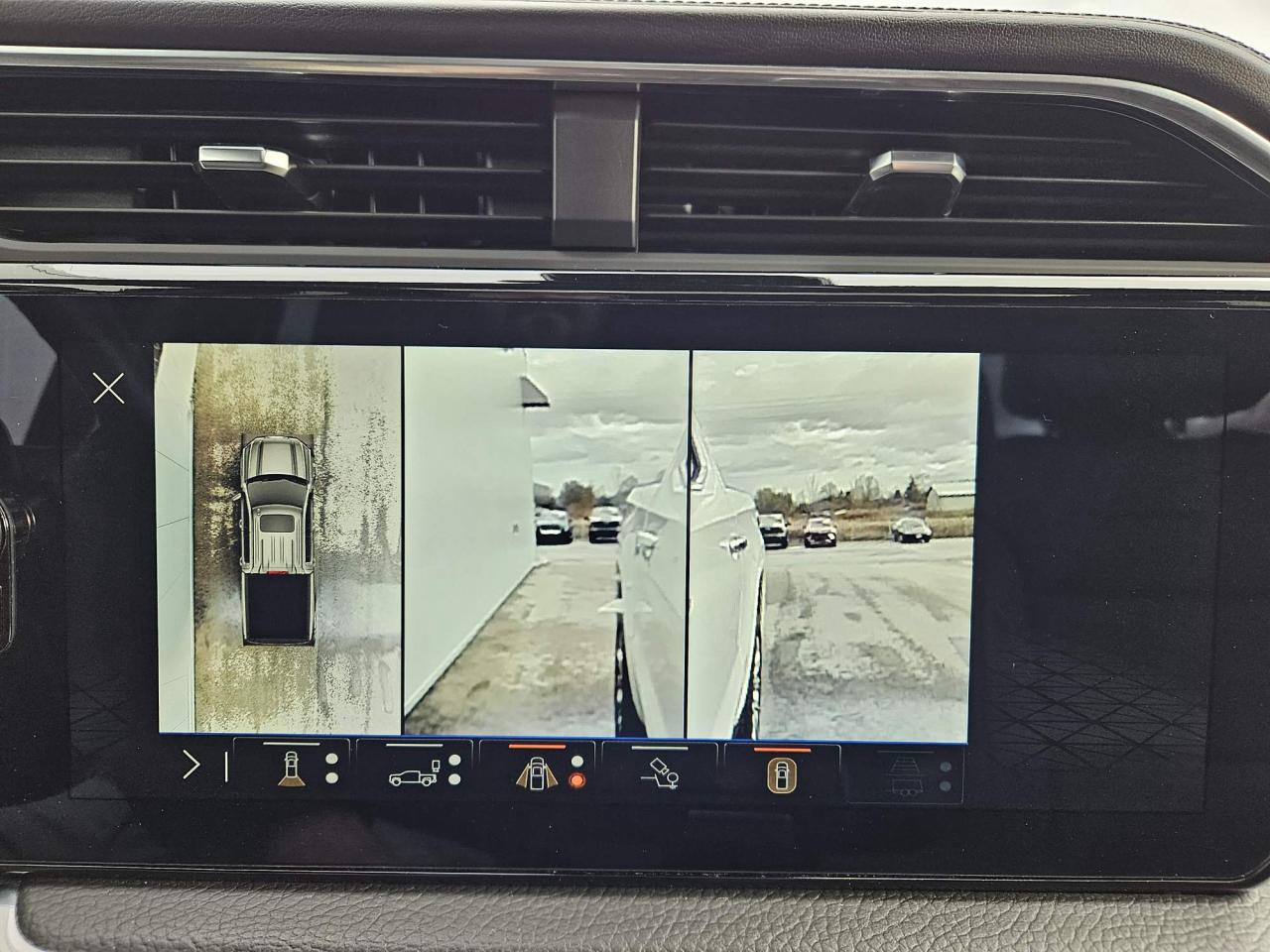 2024 GMC Sierra 1500 Denali Reserve | Sunroof | Tech Pkg | 22" Wheels Photo