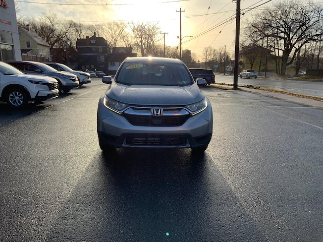 2019 Honda CR-V LX AWD Photo2
